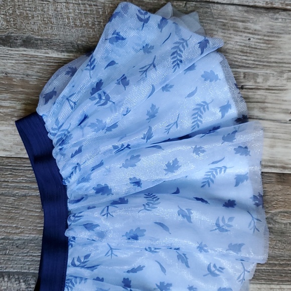Disney's Frozen Tutu Skirt (4T) - Picture 3 of 6